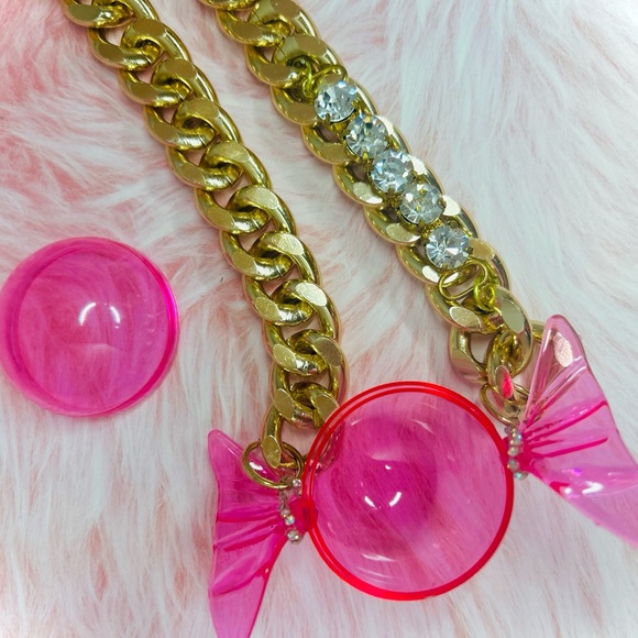 Barbie Gold Necklace - Picture 2 of 9